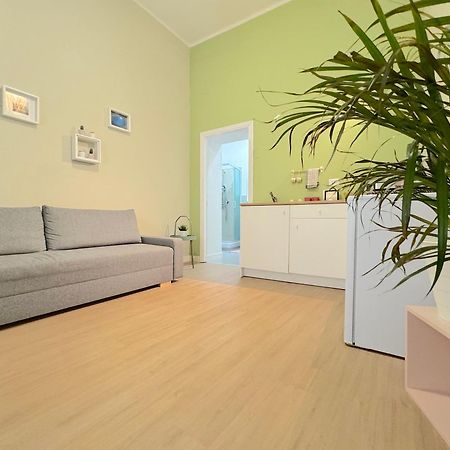 Dohome Napoli Buitenkant foto