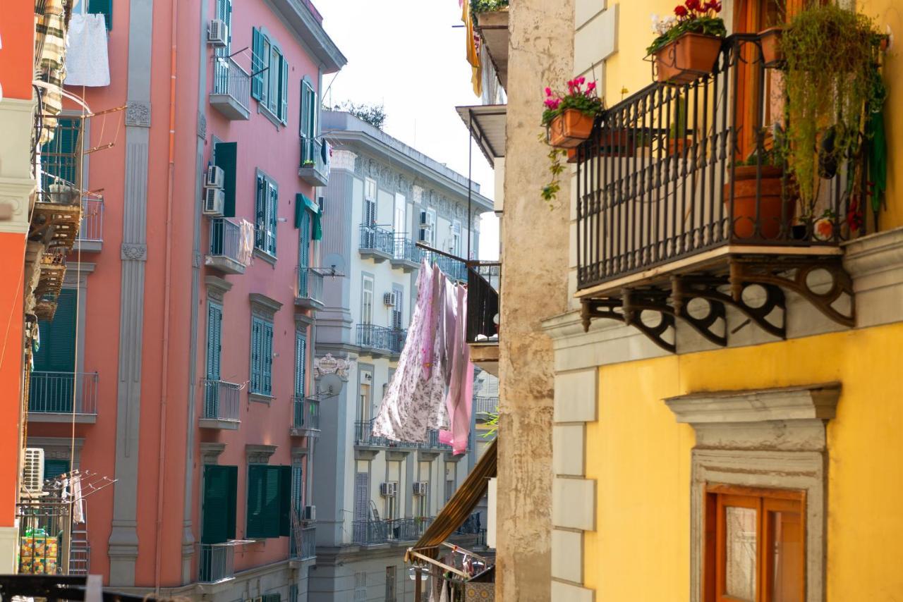 Dohome Napoli Buitenkant foto